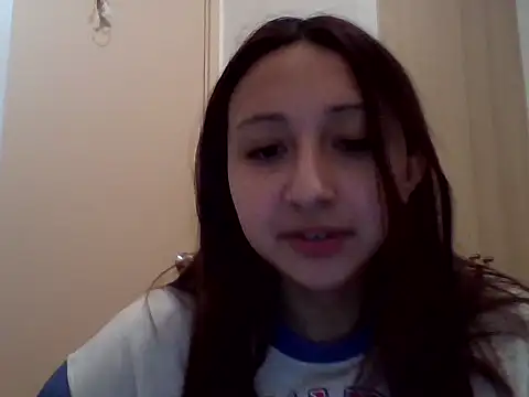 Snapshot of 010874 chatting on 05.29.26 010874 online show from 05.29.26