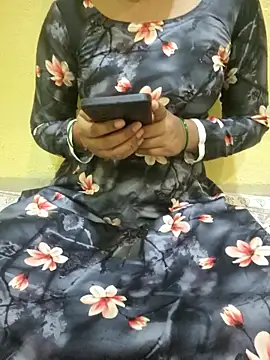Snapshot of Seema_yadav01 chatting on 05.04.26 Seema yadav01 online show from 05.04.26