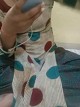 Snapshot of Seema_yadav01 chatting on 05.29.26 Seema yadav01 online show from 05.29.26