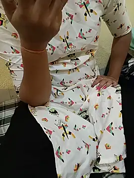 Snapshot of Seema_yadav01 chatting on 06.16.26 Seema yadav01 online show from 06.16.26