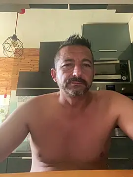 Snapshot of daddy3945 chatting on 05.27.26 daddy3945 online show from 05.27.26
