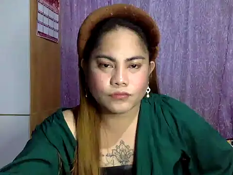 Snapshot of Lucy69-S chatting on 05.05.26 Lucy69-S online show from 05.05.26