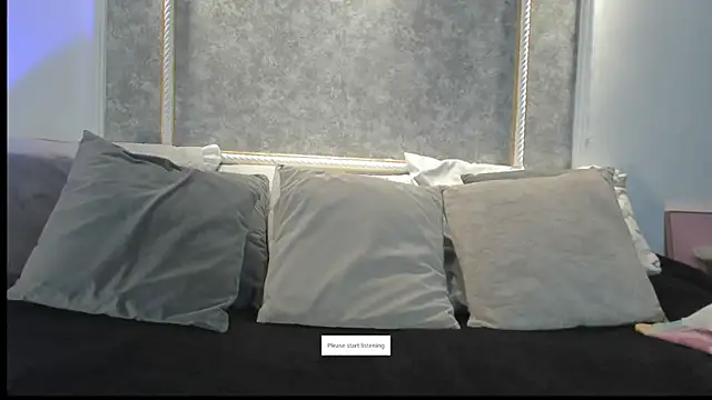 Snapshot of Aurora_Vesper chatting on 05.18.26 Aurora Vesper online show from 05.18.26