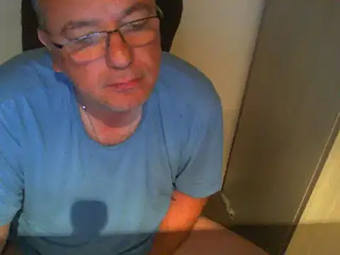 Snapshot of GeorgeCarlo chatting on 05.18.26 GeorgeCarlo online show from 05.18.26