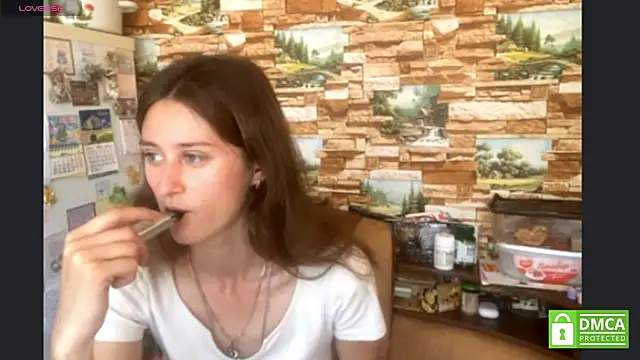 Snapshot of MercySoeder chatting on 05.28.26 MercySoeder online show from 05.28.26