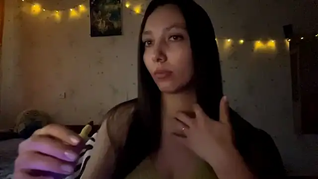 SheeringGape online show from 06.09.26