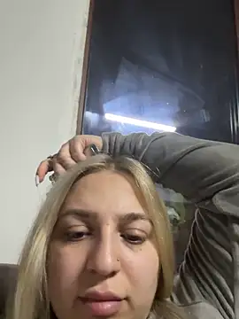 AmandaSnack online show from 05.10.26