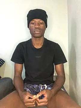 Snapshot of thandolezwe1 chatting on 07.03.26 thandolezwe1 online show from 07.03.26