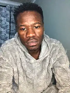 Snapshot of thandolezwe1 chatting on 07.25.26 thandolezwe1 online show from 07.25.26