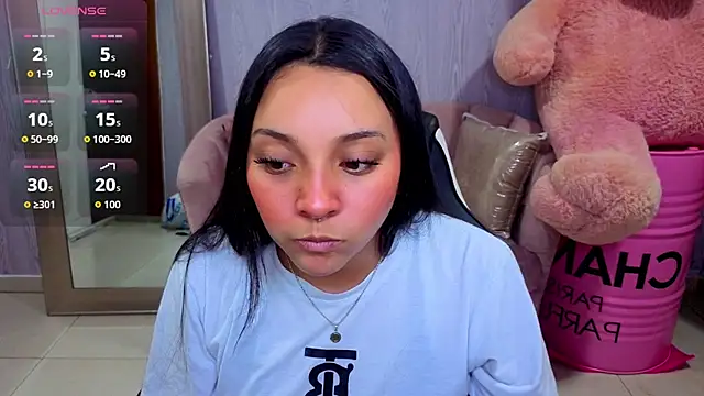 Snapshot of lia_harper_t chatting on 06.24.26 lia harper t online show from 06.24.26