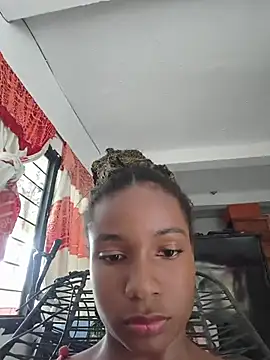 Snapshot of OshunHoney chatting on 07.17.26 OshunHoney online show from 07.17.26