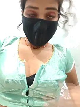 Snapshot of Hot_Candy77 chatting on 06.25.26 Hot Candy77 online show from 06.25.26