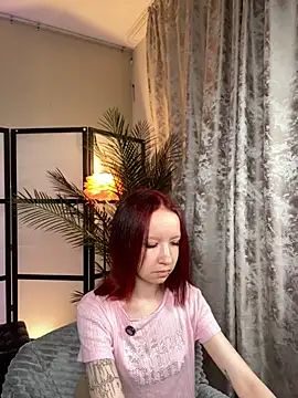 Mi Mi Mia online show from 08.04.26