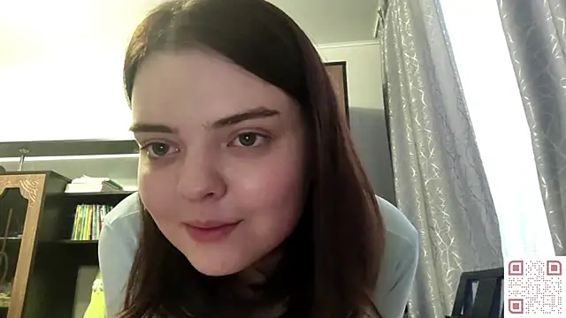 Snapshot of RebelDesiree chatting on 05.11.26 RebelDesiree online show from 05.11.26
