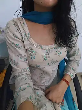 Snapshot of zoya_baby_ chatting on 07.02.26 zoya baby online show from 07.02.26