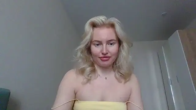 blond canary online show from 05.03.26