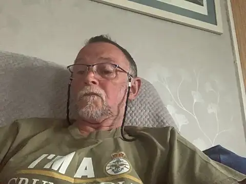 Snapshot of Moonraker64 chatting on 05.27.26 Moonraker64 online show from 05.27.26
