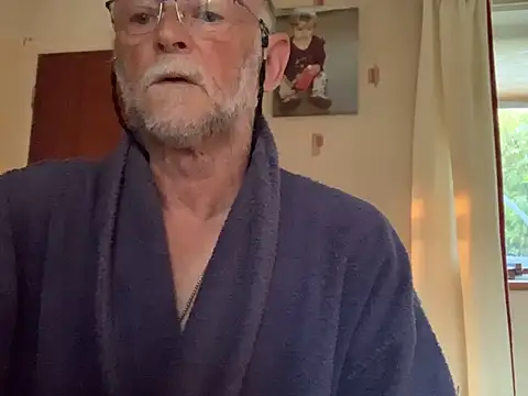 Snapshot of Moonraker64 chatting on 07.22.26 Moonraker64 online show from 07.22.26