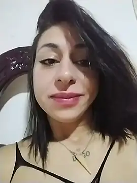 Snapshot of arianna_rouse_ chatting on 06.17.26 arianna rouse online show from 06.17.26