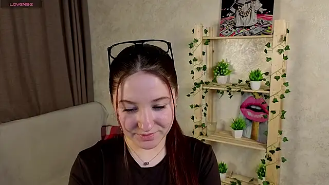 Snapshot of RudyLienna chatting on 05.20.26 RudyLienna online show from 05.20.26
