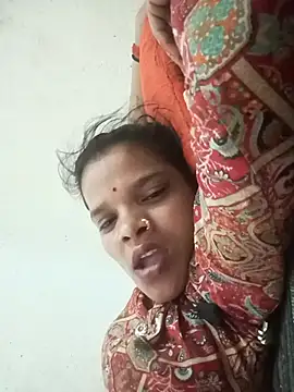 Snapshot of Student_garl_1 chatting on 06.25.26 Student garl 1 online show from 06.25.26