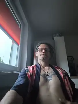 Snapshot of Tattooangel4172 chatting on 06.10.26 Tattooangel4172 online show from 06.10.26