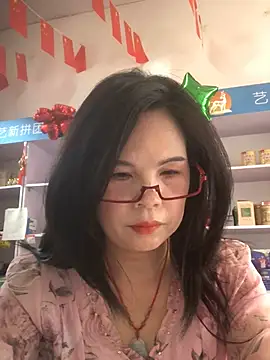 Snapshot of nidejiejie chatting on 06.17.26 nidejiejie online show from 06.17.26