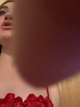 Snapshot of CherryChaos_ chatting on 06.18.26 CherryChaos online show from 06.18.26