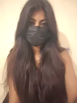 Snapshot of RAGNI-Love chatting on 05.18.26 RAGNI-Love online show from 05.18.26