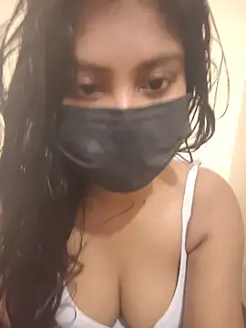 Snapshot of RAGNI-Love chatting on 05.28.26 RAGNI-Love online show from 05.28.26