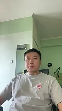 Snapshot of mrcake666 chatting on 07.14.26 mrcake666 online show from 07.14.26