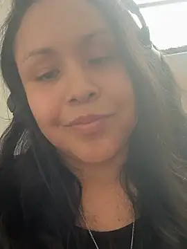 KeniaLuna online show from 02.24.26