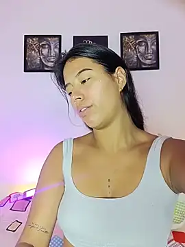 Snapshot of Raven_stonee01 chatting on 06.10.26 Raven stonee01 online show from 06.10.26
