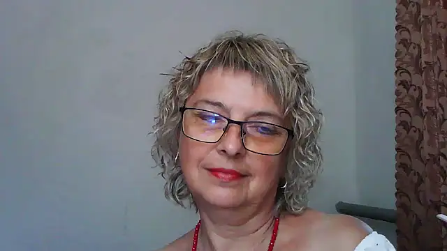 Snapshot of ElizabethGorden chatting on 07.02.26 ElizabethGorden online show from 07.02.26