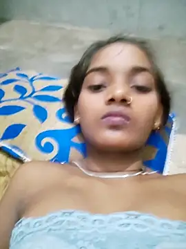 Snapshot of hotstudentkhusboo chatting on 06.12.26 hotstudentkhusboo online show from 06.12.26
