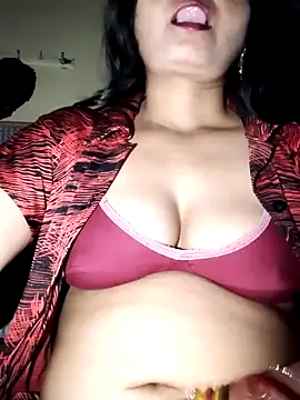 Snapshot of Riya_Tales chatting on 05.17.26 Riya Tales online show from 05.17.26