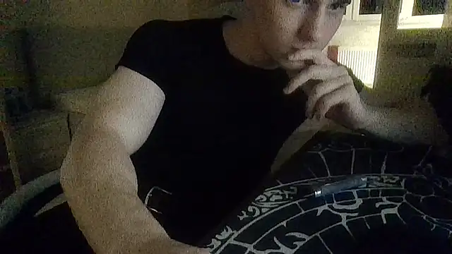 Snapshot of ArtemDL chatting on 05.19.26 ArtemDL online show from 05.19.26