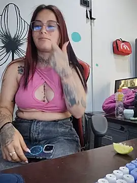 Snapshot of marita_ chatting on 07.10.26 marita online show from 07.10.26