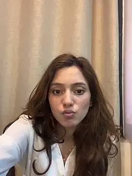 Snapshot of Lilywant chatting on 05.12.26 Lilywant online show from 05.12.26