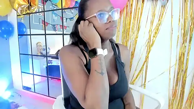 Snapshot of Miss_Khaleesi chatting on 06.17.26 Miss Khaleesi online show from 06.17.26