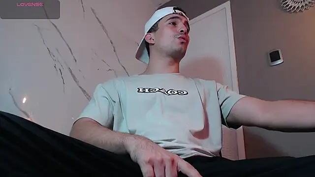 tanner-hard  online show from 06.11.26