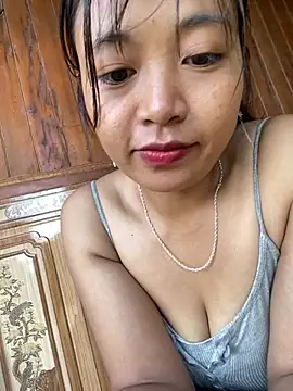 Snapshot of Tryphena chatting on 07.12.26 Tryphena online show from 07.12.26