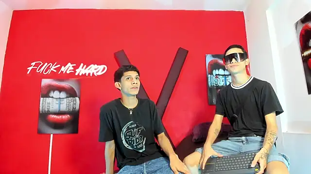 Snapshot of TWINKS_BOYSX chatting on 06.16.26 TWINKS BOYSX online show from 06.16.26
