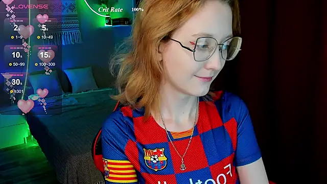 Snapshot of LunaTerry chatting on 06.18.26 LunaTerry online show from 06.18.26
