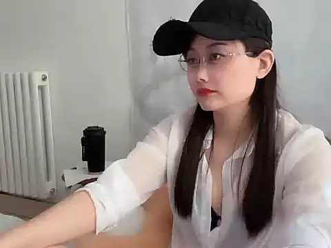 Snapshot of Naomi_Z chatting on 05.09.26 Naomi Z online show from 05.09.26