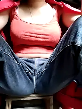 Snapshot of Maria-aa chatting on 05.08.26 Maria-aa online show from 05.08.26