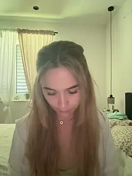 Snapshot of LillyStarr chatting on 06.26.26 LillyStarr online show from 06.26.26