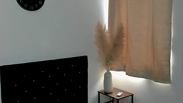 Snapshot of Melody_vixxenx chatting on 07.10.26 Melody vixxenx online show from 07.10.26
