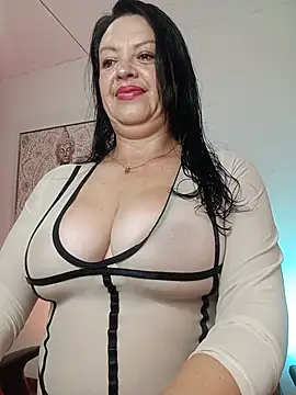 Snapshot of EvaRoberts_1 chatting on 07.17.26 EvaRoberts 1 online show from 07.17.26