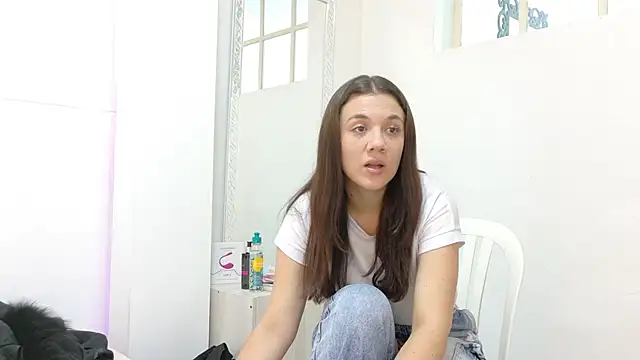 Snapshot of Katia_Rose23 chatting on 06.18.26 Katia Rose23 online show from 06.18.26
